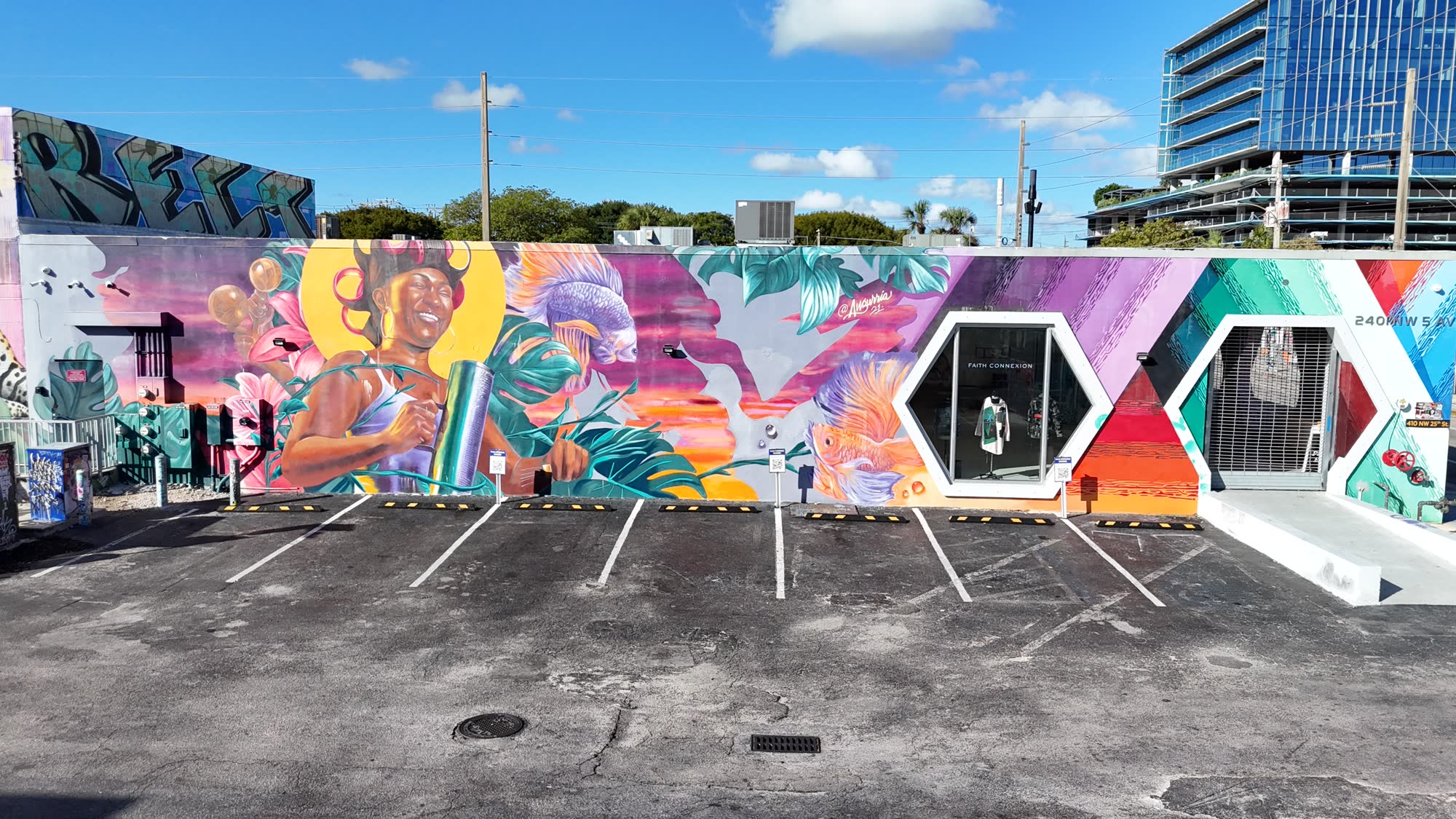 Encore Wynwood side mural